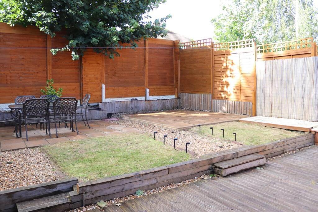 Cosy 3 Bedroom 2 Bathroom House With Parking Sheldon (West Midlands) Exterior foto