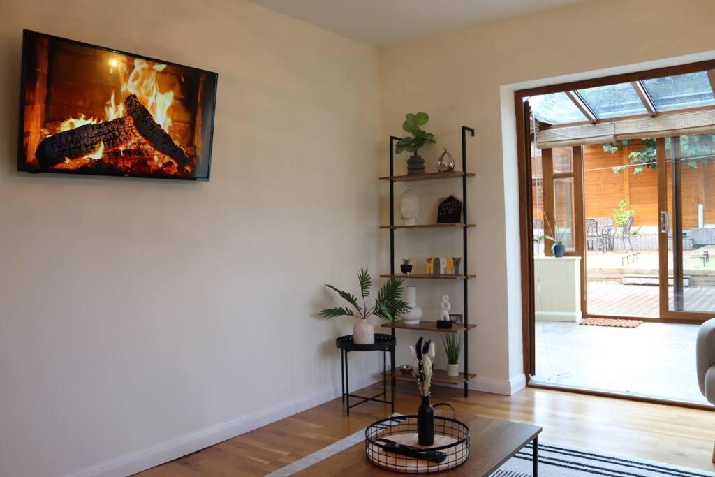 Cosy 3 Bedroom 2 Bathroom House With Parking Sheldon (West Midlands) Exterior foto